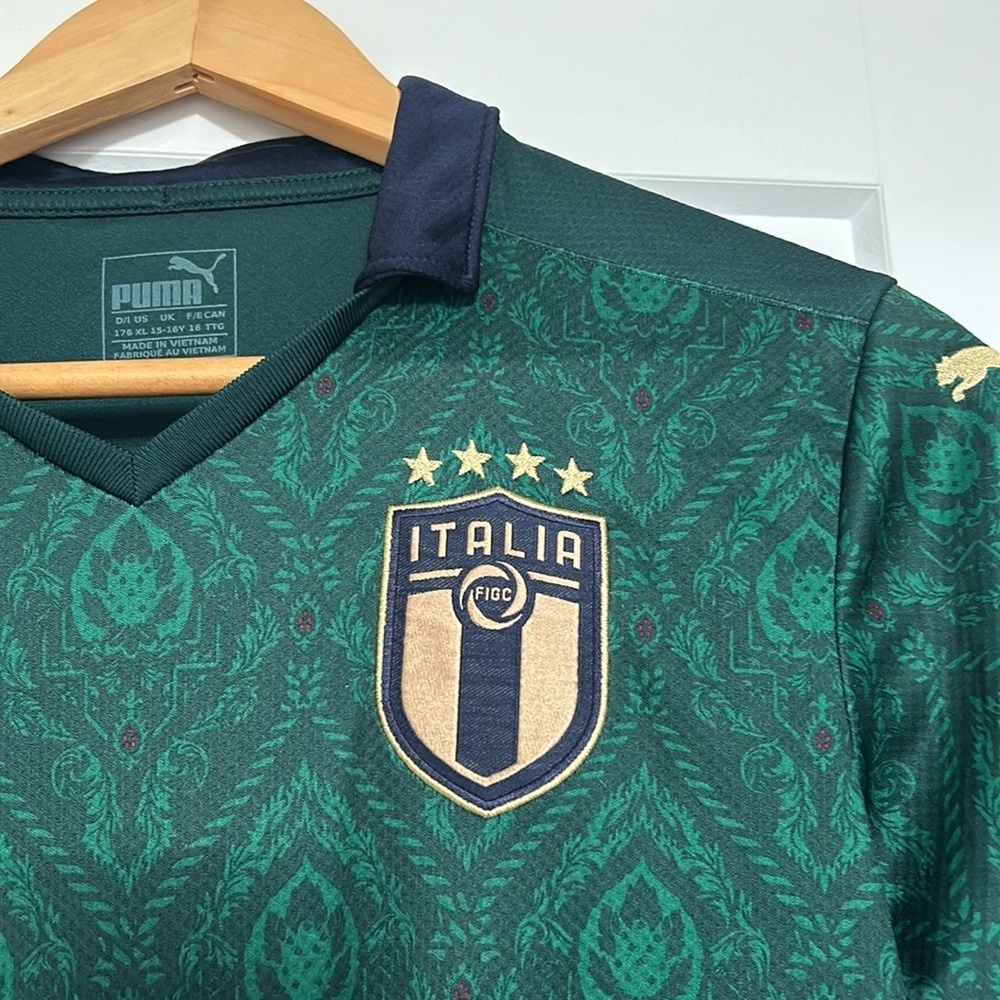 ITALIA 🇮🇹 soccer jersey Youth XL